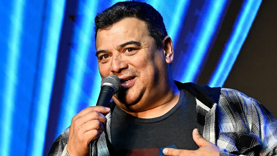 Carlos Mencia live performance